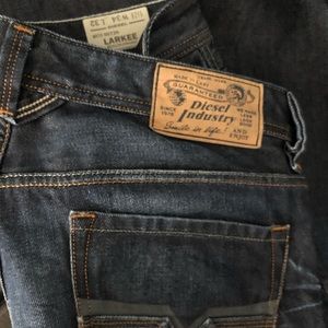 Hardly used diesel men’s straight jeans